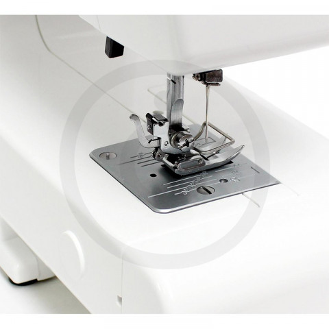 JANOME Juno J15